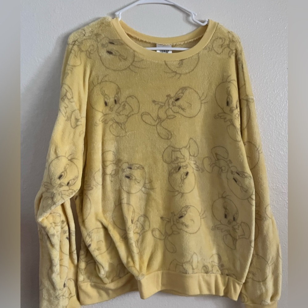 Tweety sweatshirt